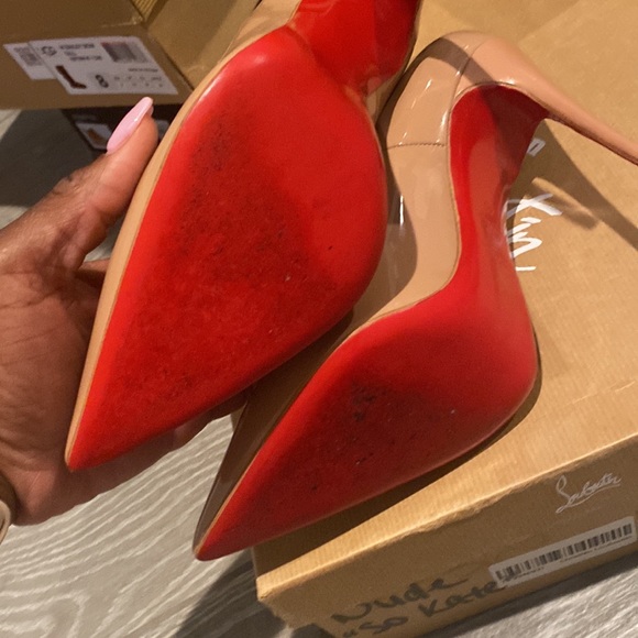 nude So Kate CL - Picture 3 of 7